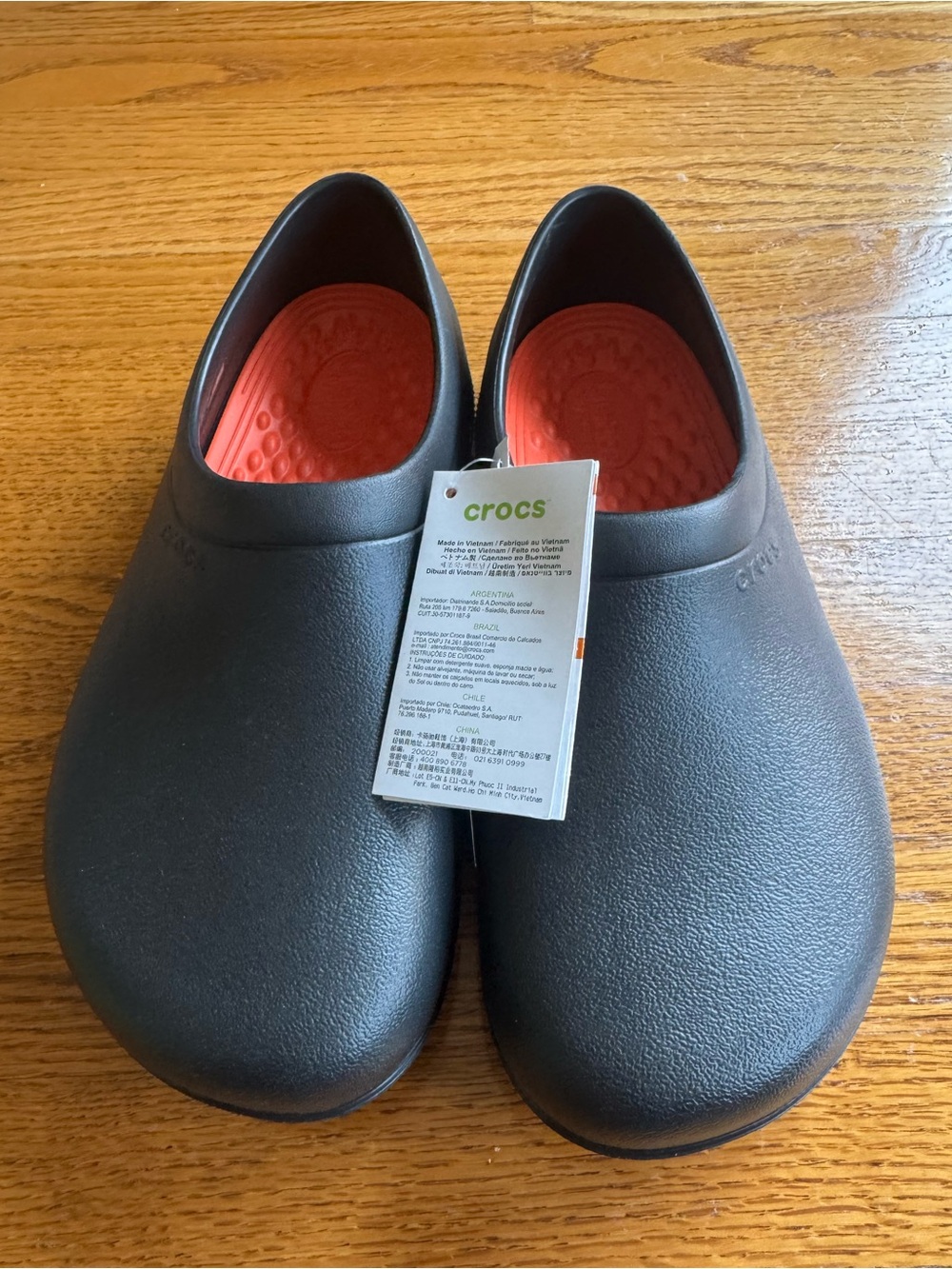 Crocs Unisex On The Clock Clog Slip Resistant Shoes Women size 12 or Men size 10